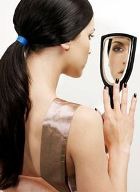 3 года жизни женщина готова подарить изображению в зеркале