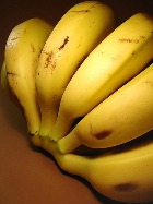 Врачи планируют использовать бананы для лечения вирусов и ВИЧ