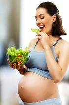 Любовь к определённой пище у беременных передаётся малышу