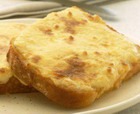 Бутерброд с салом и сыром