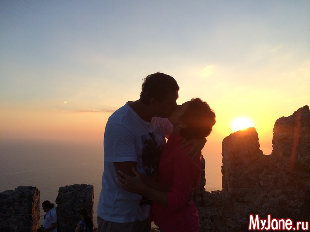 �������