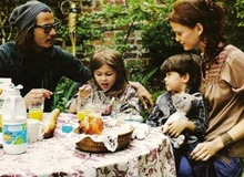 Джонни Депп и Ванесса Паради с детьми фото