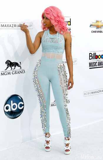 Образ, выбранный для красной дорожки Billboard Music Awards фото