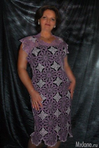 вязаное платье крючком из ажурных мотивов.Авторская работа дизайнера Бас Елены.