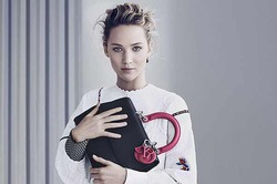 Dior позвал Дженнифер Лоуренс представлять новые сумочки