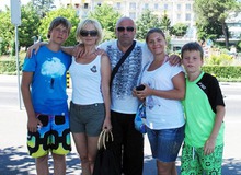 Валерия со своей семьей фото