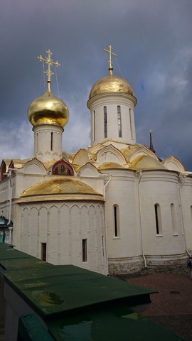 ���� �����������