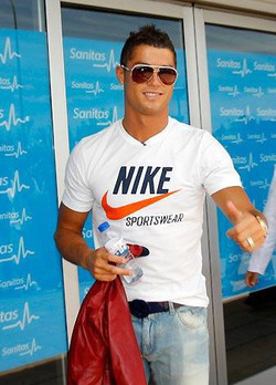 За что Криштиану Роналду получит миллиард евро от Nike