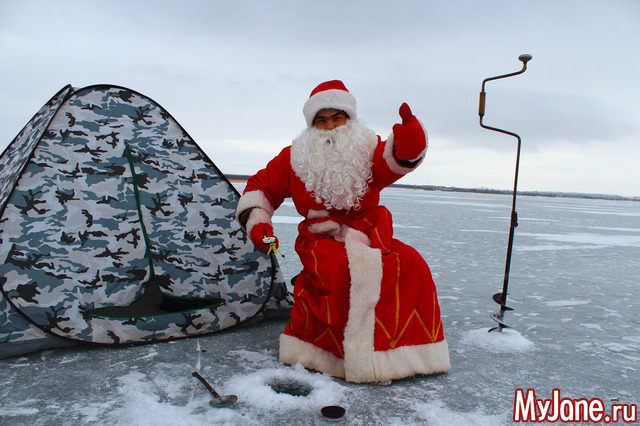 Дед Мороз на рыбалке