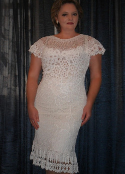  .   . Knitted dress. Author Elena Bas. .