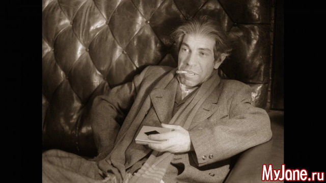 �������