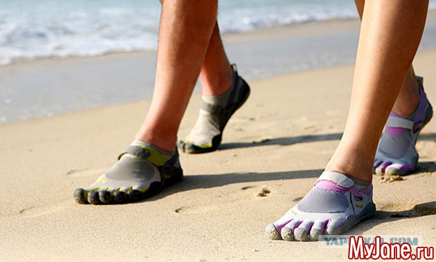 Босоногая обувь для женщин. Обувь имитирующая хождение босиком. Кроссовки для бега босиком. Обувь barefoot shoes. Пробежка босиком.