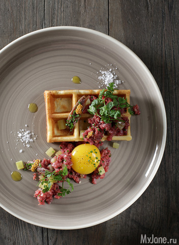 �������