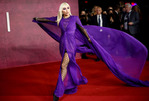 Леди Гага появилась на премьере фильма «Дом Gucci» в очень откровенном наряде